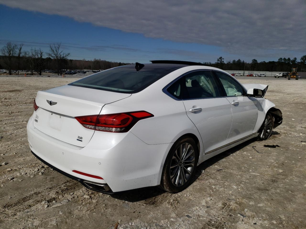 Photo 4 from auction – 2017 GENESIS G80 BASE with VIN KMHGN4JE5HU211616