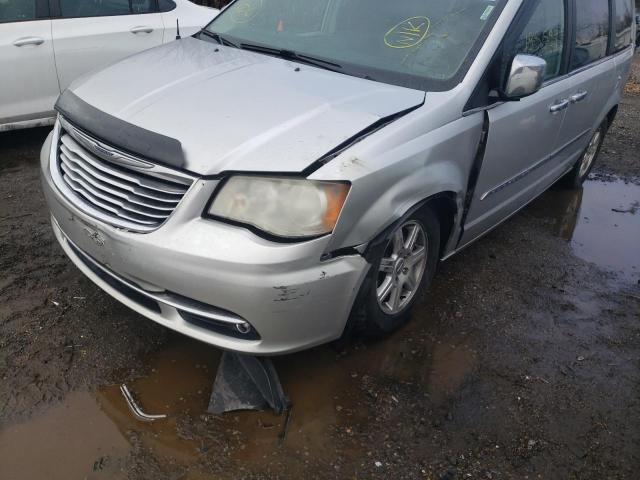 Photo 9 from auction – 2011 CHRYSLER TOWN & COU with VIN 2A4RR8DG4BR690020