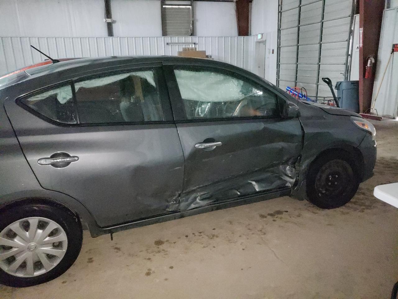 Photo 9 from auction – 2016 NISSAN VERSA S with VIN 3N1CN7AP3GL892859