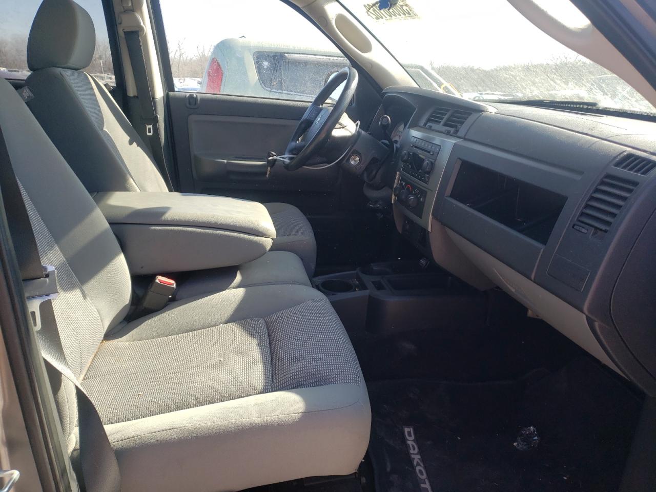 Photo 5 from auction – 2008 DODGE DAKOTA QUA with VIN 1D7HW48N18S529519