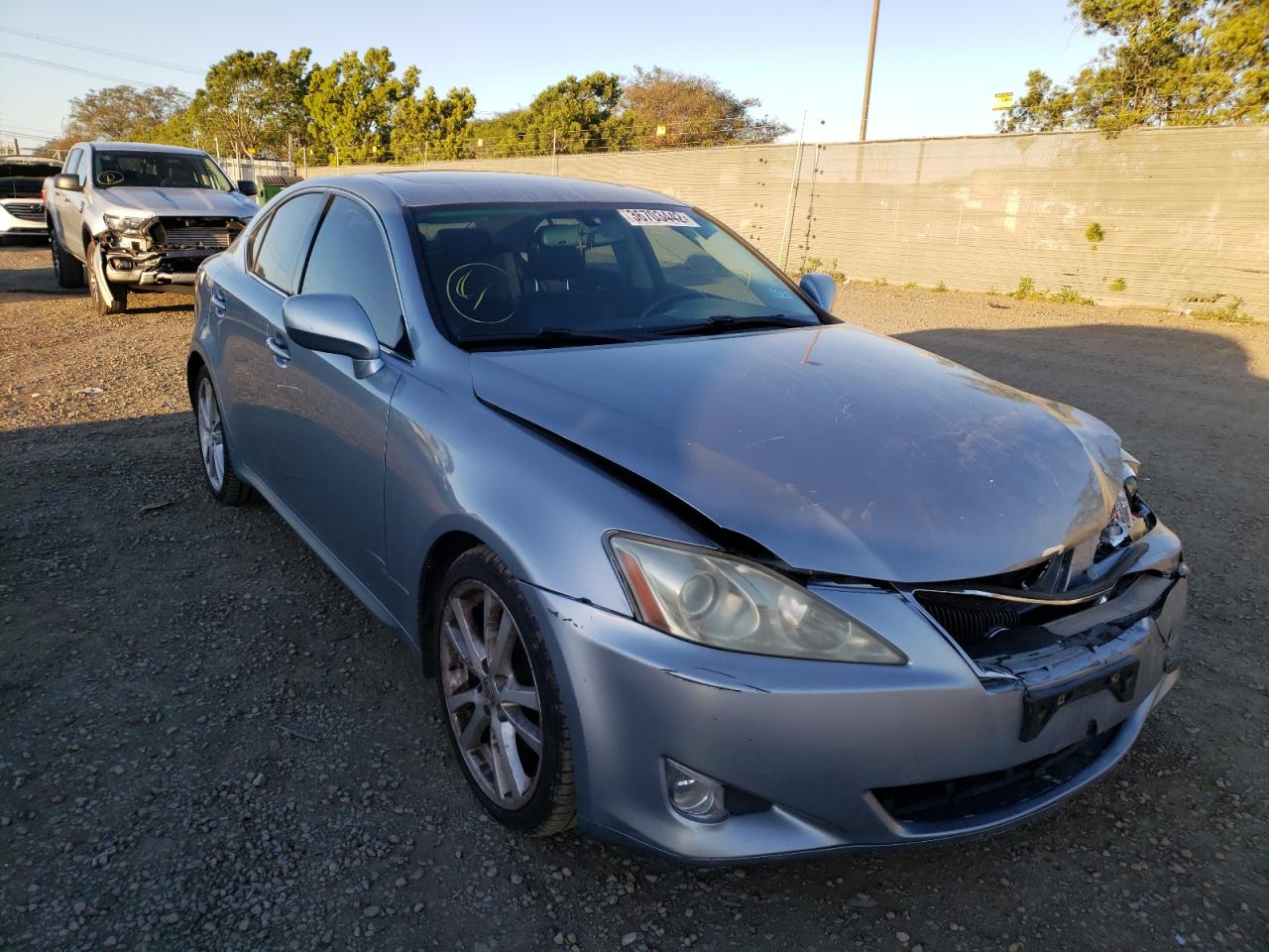 LEXUS IS 250 2007 with VIN JTHBK262X72028909 - Photo from auction