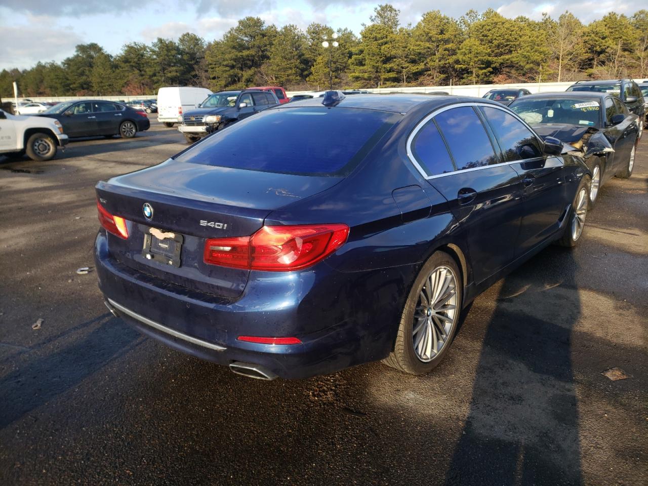 Photo 4 from auction – 2019 BMW 540 XI with VIN WBAJE7C58KWW11400