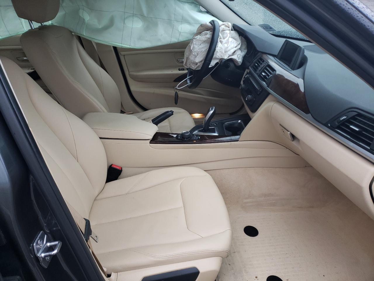 Photo 5 from auction – 2015 BMW 320 I with VIN WBA3B1C54FK138980