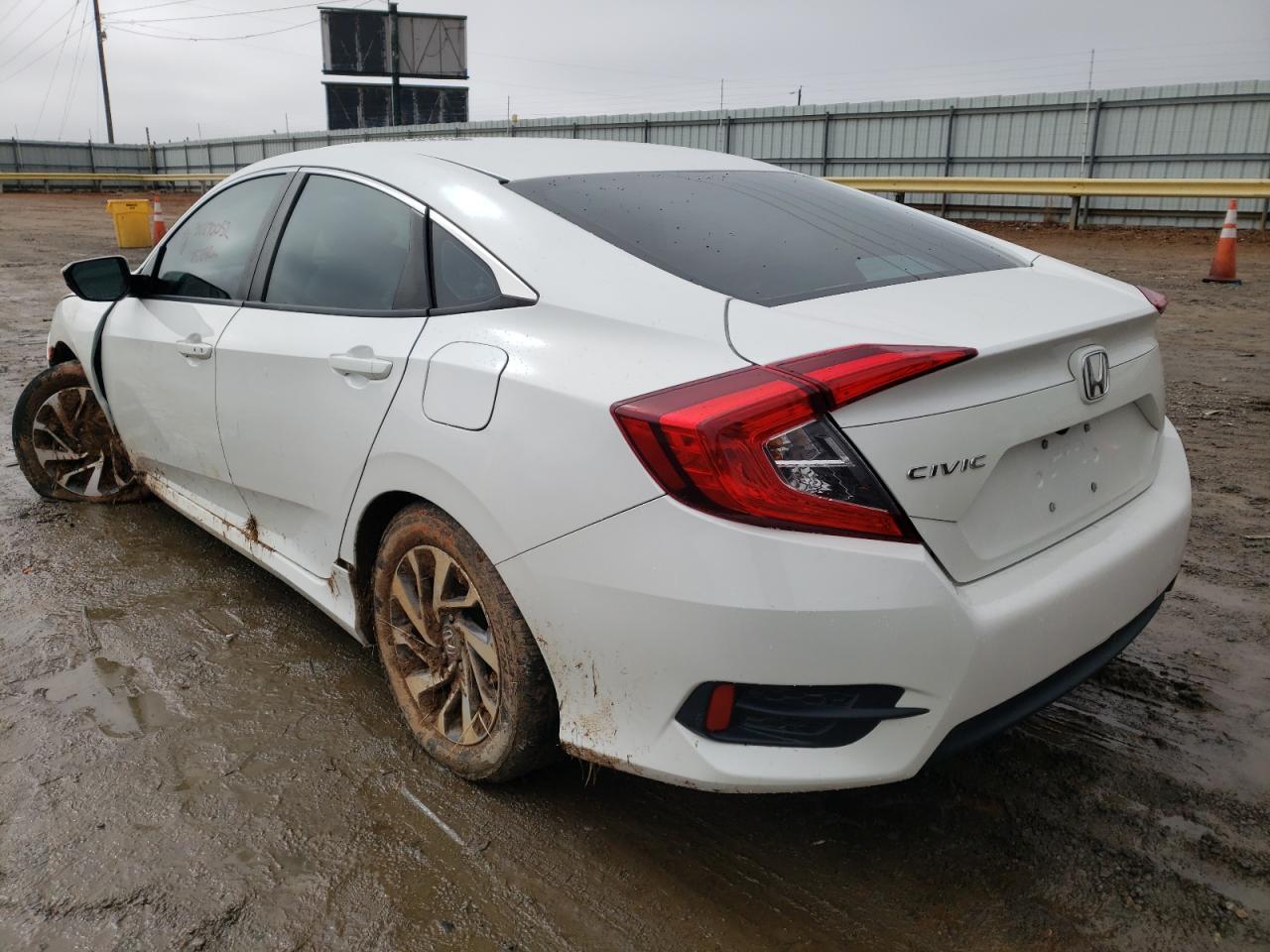 Photo 3 from auction – 2016 HONDA CIVIC EX with VIN 19XFC2F70GE088485