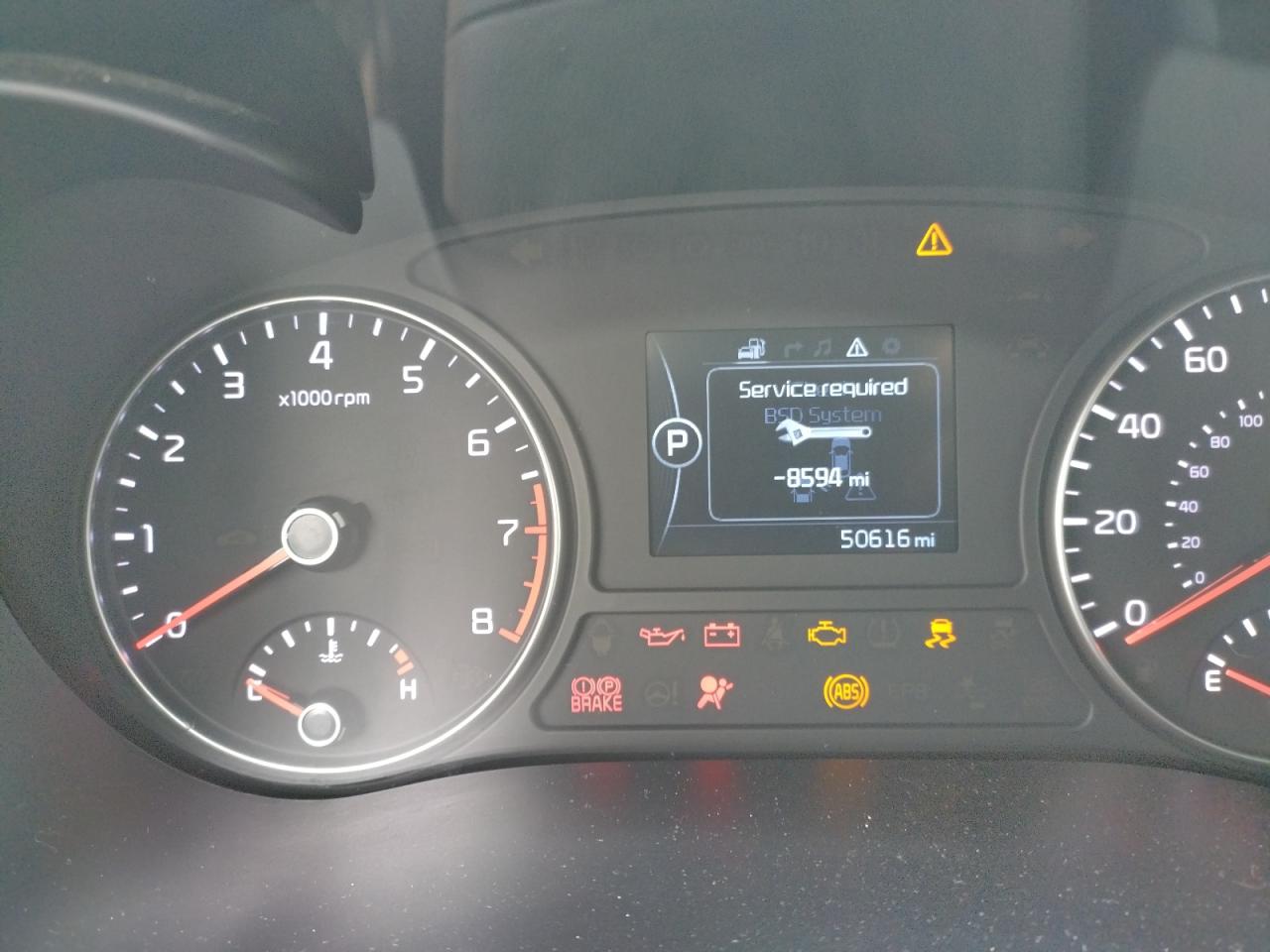 Foto 8 de la subasta – 2016 KIA OPTIMA EX con VIN 5XXGU4L33GG014015