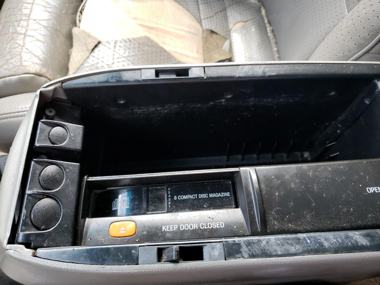Photo 9 from auction – 1995 FORD EXPLORER with VIN 1FMDU32X8SZB82249