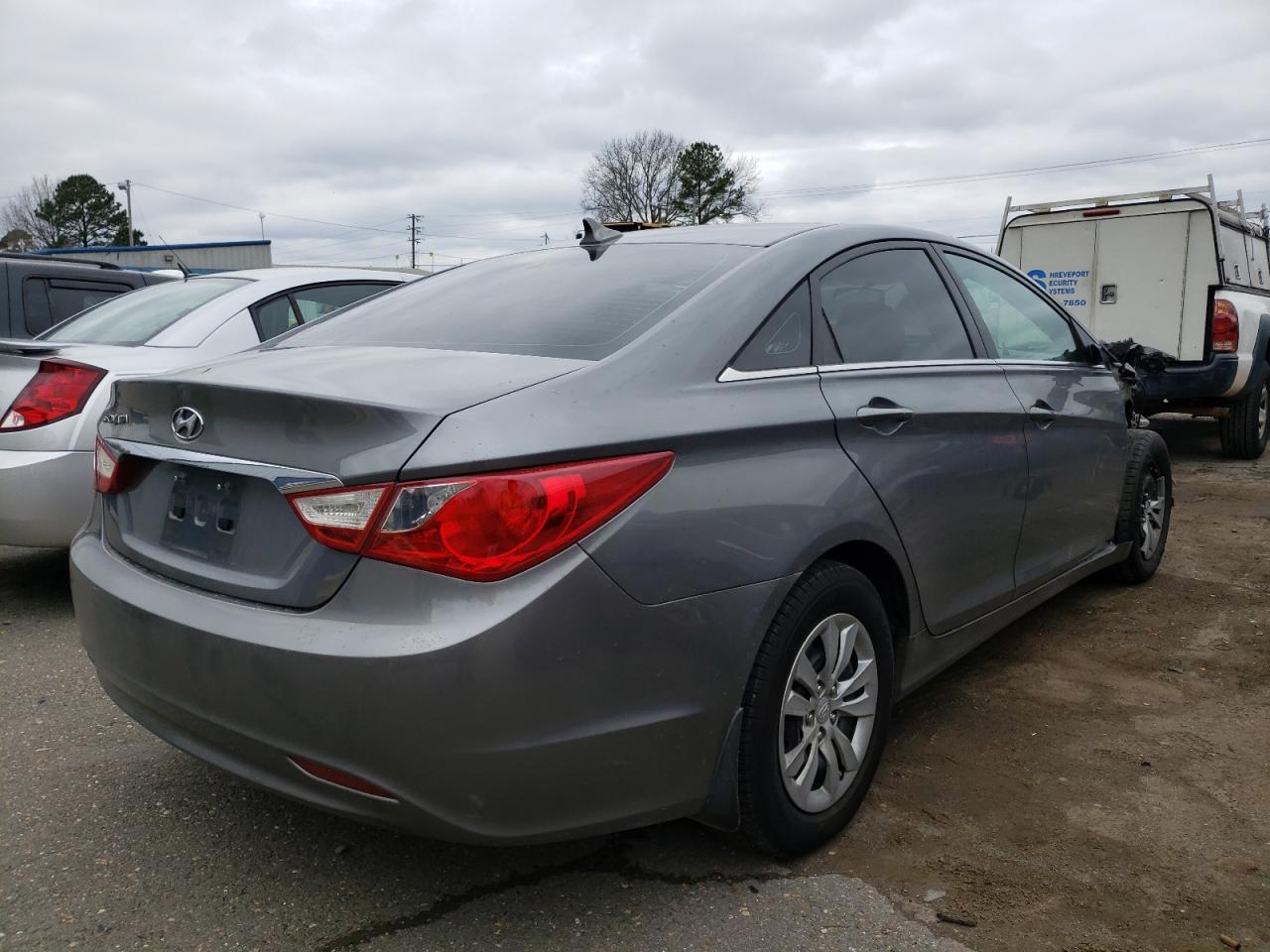 Photo 4 from auction – 2011 HYUNDAI SONATA GLS with VIN 5NPEB4AC6BH179201