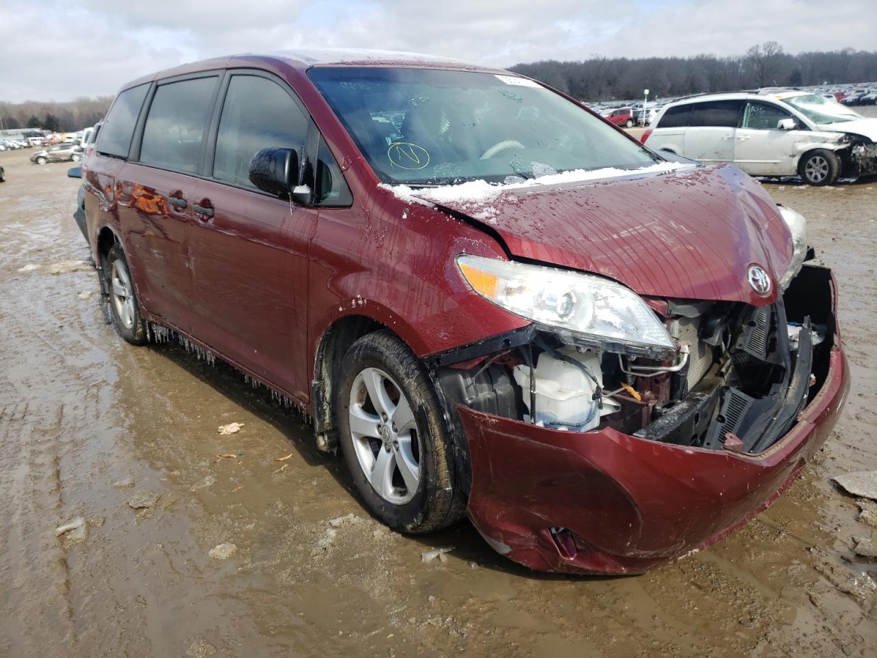 TOYOTA SIENNA BAS 2012 with VIN 5TDKA3DC1CS009531 - Photo from auction