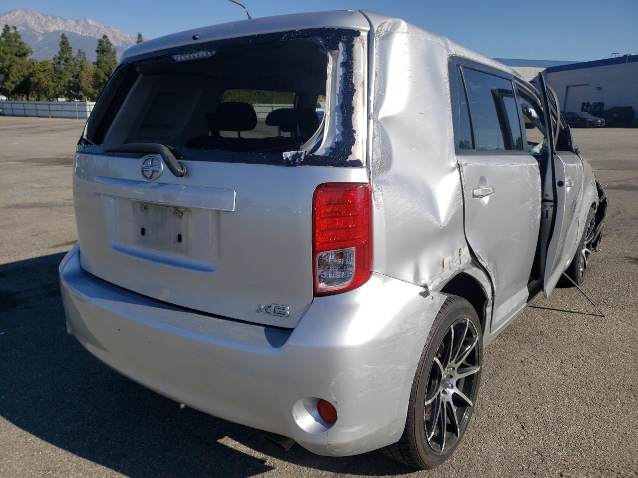 Photo 4 from auction – 2012 TOYOTA SCION XB with VIN JTLZE4FE6CJ022879