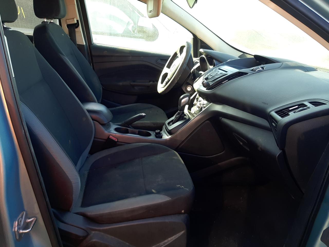 Photo 5 from auction – 2013 FORD ESCAPE S with VIN 1FMCU0F75DUA25783
