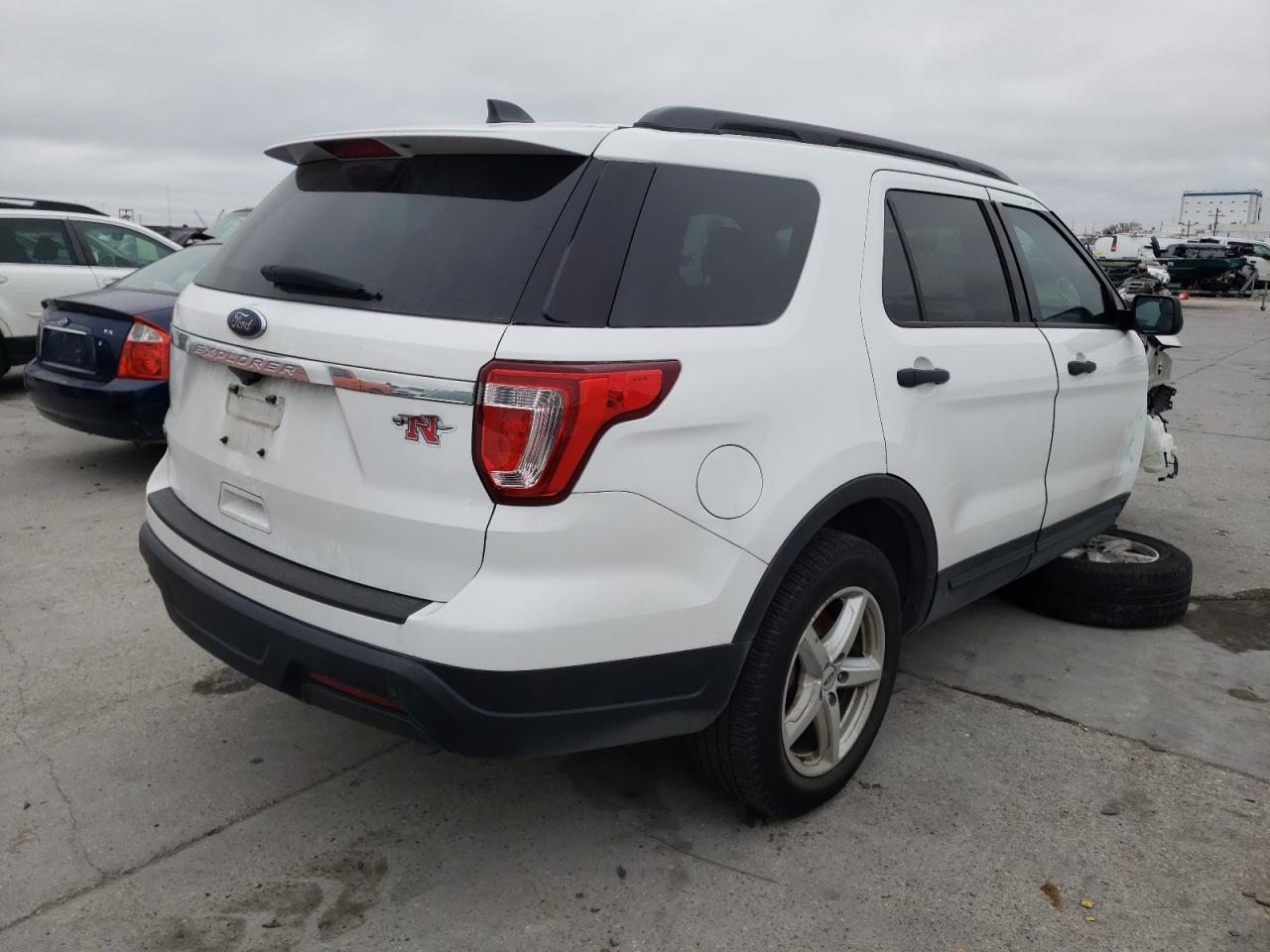 Photo 4 from auction – 2019 FORD EXPLORER with VIN 1FM5K7B84KGA44598
