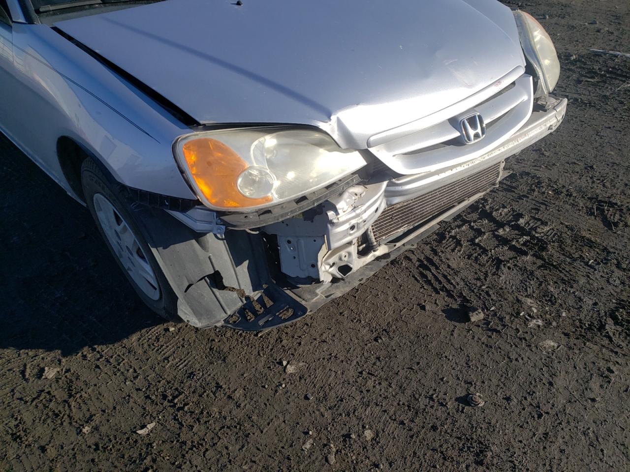 Photo 9 from auction – 2003 HONDA CIVIC LX with VIN 1HGEM225X3L078451