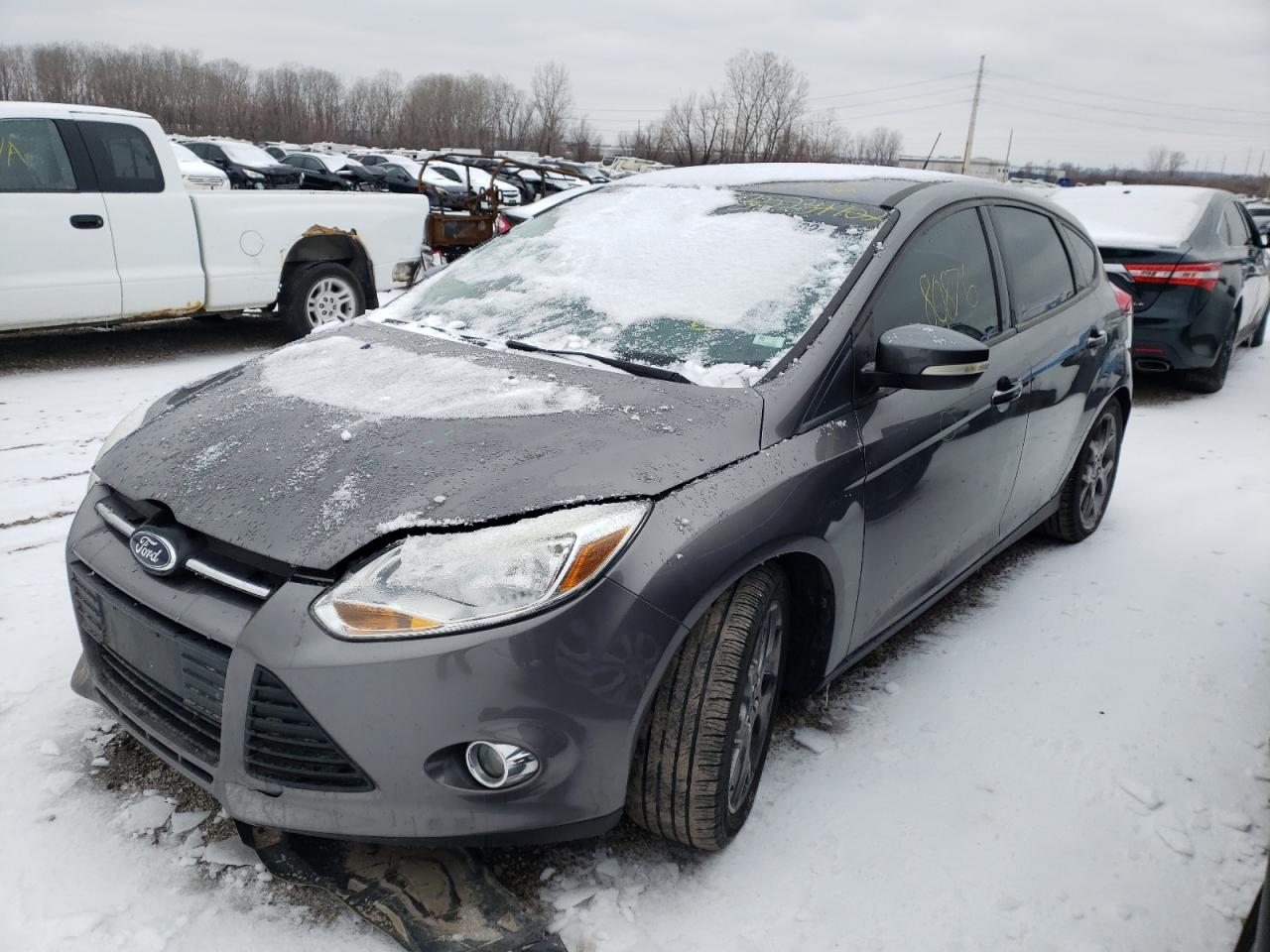 Photo 2 from auction – 2014 FORD FOCUS SE with VIN 1FADP3K27EL255415