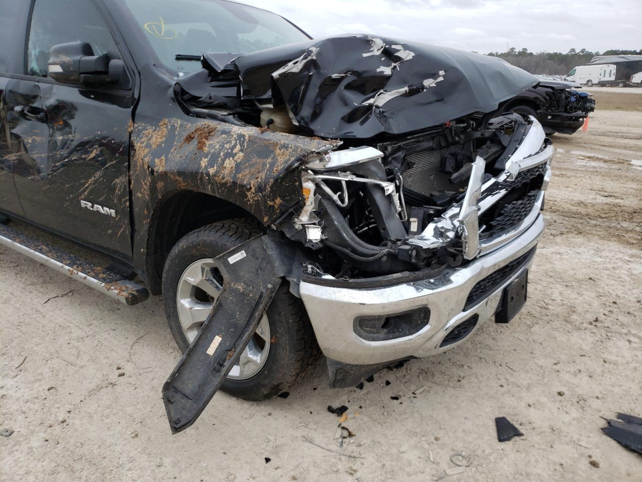 Photo 9 from auction – 2020 RAM 1500 BIG H with VIN 1C6RREFM9LN267673