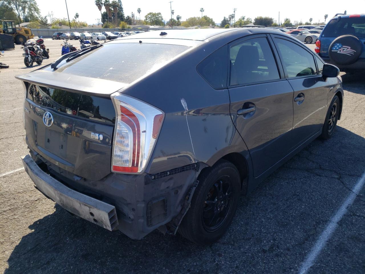 Photo 4 from auction – 2013 TOYOTA PRIUS with VIN JTDKN3DUXD5562909