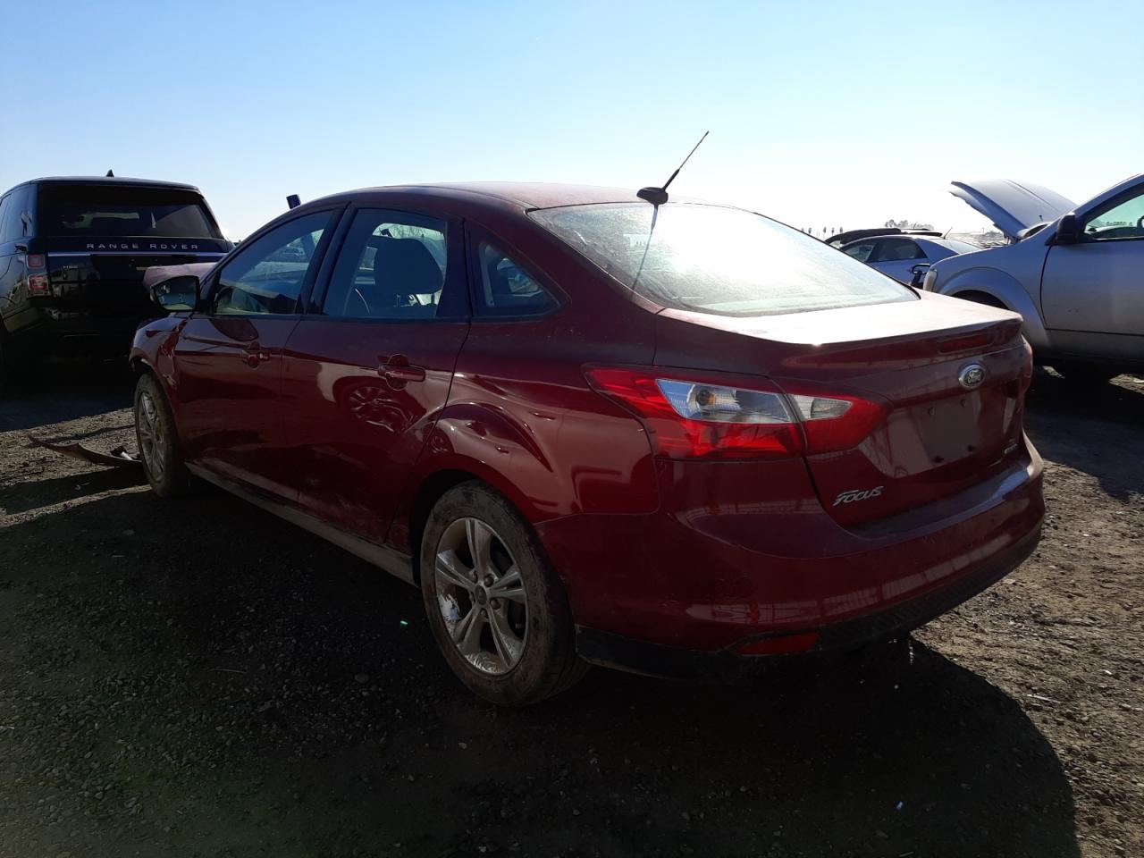 Photo 3 from auction – 2014 FORD FOCUS SE with VIN 1FADP3F27EL367755