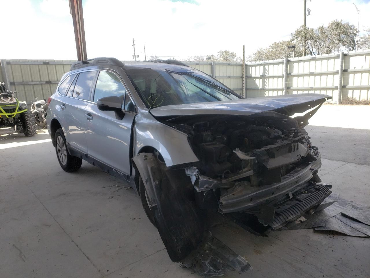 SUBARU OUTBACK 2. 2018 with VIN 4S4BSAHC1J3275749 - Photo from auction