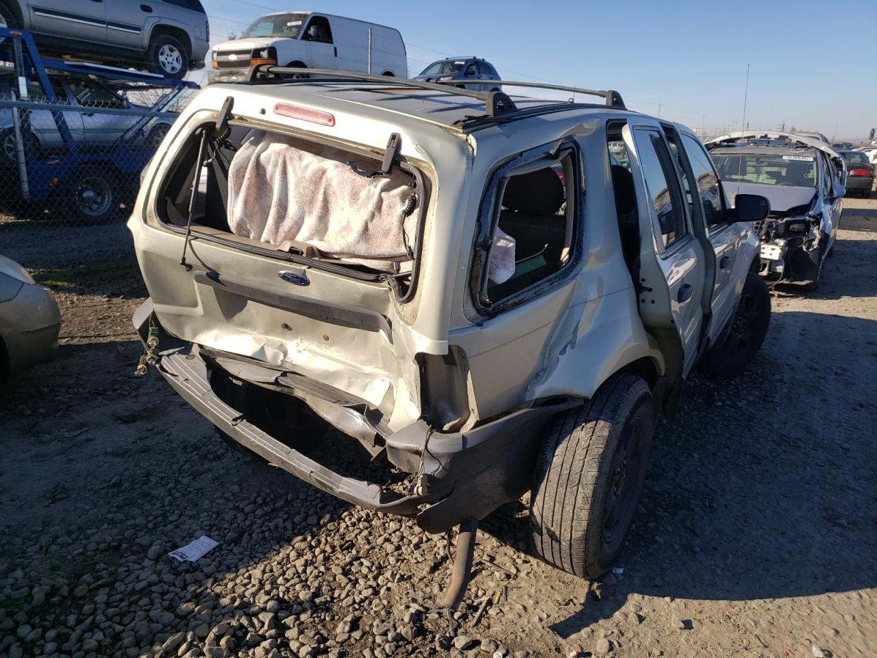 Photo 9 from auction – 2003 FORD ESCAPE XLS with VIN 1FMYU93173KB13013