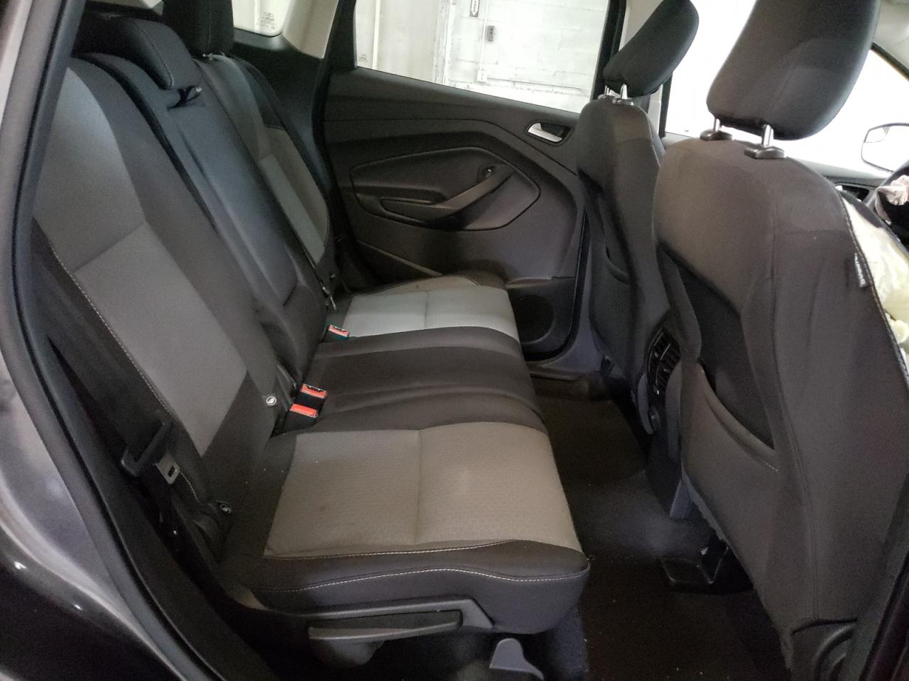 Photo 6 from auction – 2018 FORD ESCAPE SE with VIN 1FMCU0GD8JUD23082