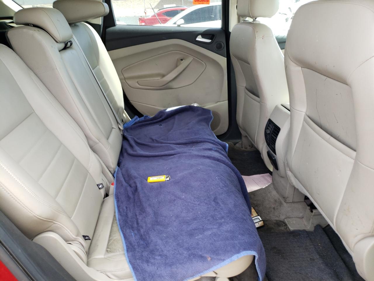 Zdjęcie 6 z aukcji – 2015 FORD ESCAPE TIT z VIN 1FMCU0J92FUB81114