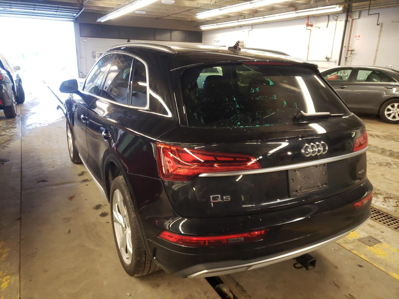 Photo 4 from auction – 2021 AUDI Q5 PREMIUM with VIN WA1BAAFY8M2010840
