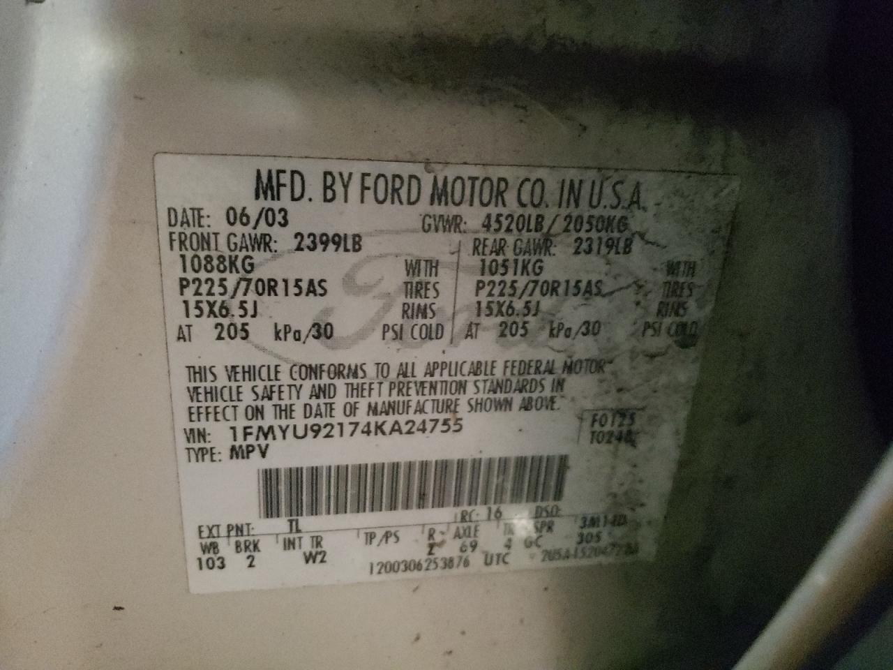 Photo 10 from auction – 2004 FORD ESCAPE XLS with VIN 1FMYU92174KA24755