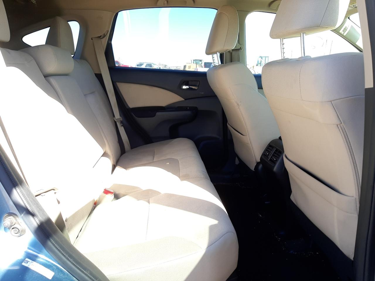 Photo 6 from auction – 2015 HONDA CR-V EX with VIN 2HKRM3H50FH547021