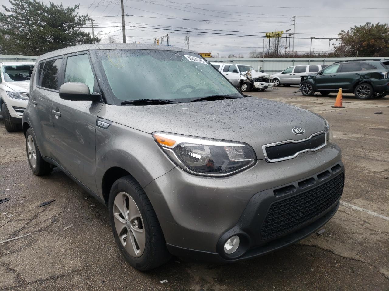 KIA SOUL 2015 with VIN KNDJN2A28F7215689 - Photo from auction