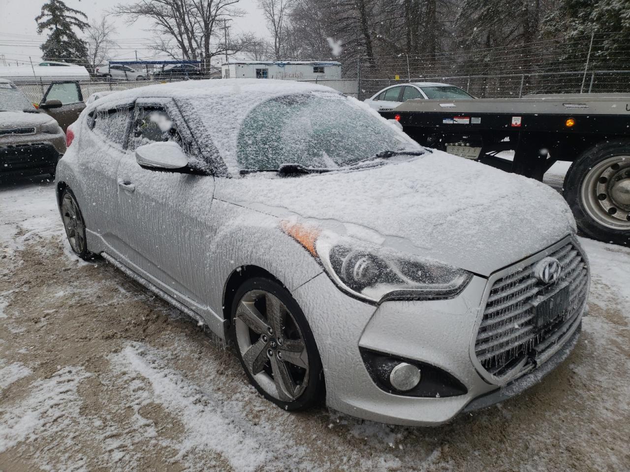 HYUNDAI VELOSTER T 2013 with VIN KMHTC6AE6DU109090 - Photo from auction
