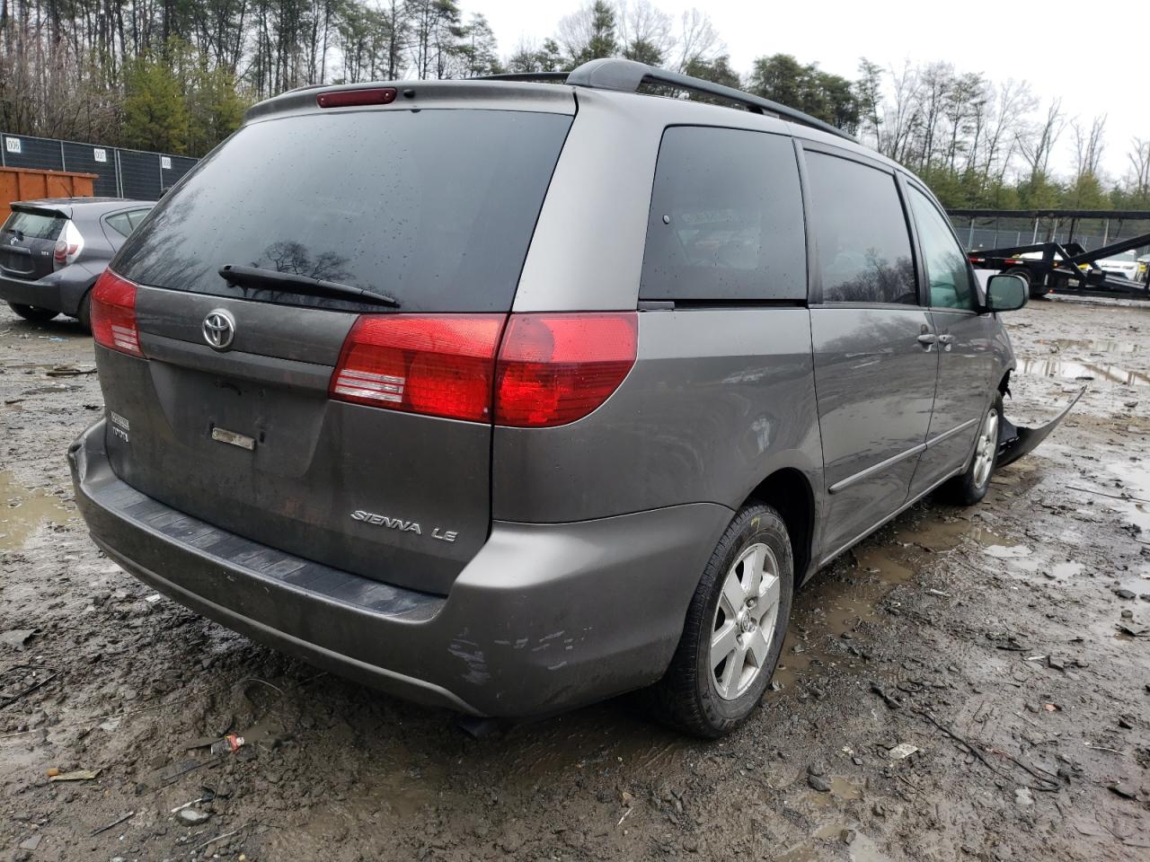 Photo 4 from auction – 2004 TOYOTA SIENNA CE with VIN 5TDZA23C24S124571