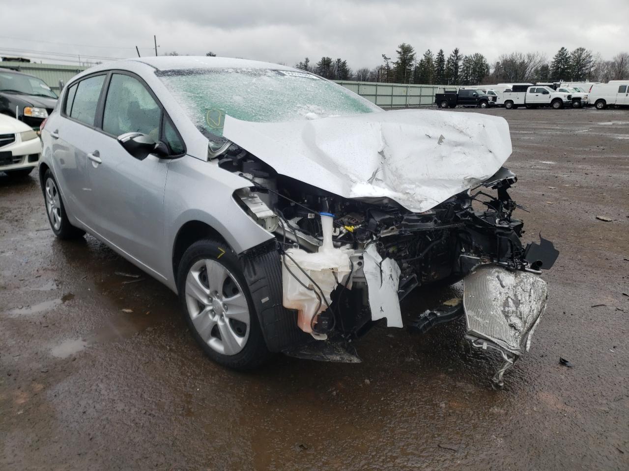 KIA FORTE LX 2016 with VIN KNAFK5A82G5622132 - Photo from auction