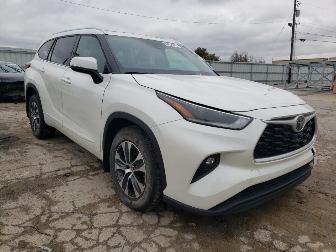 Photo 1 from auction – 2021 TOYOTA HIGHLANDER with VIN 5TDGZRBH5MS549952