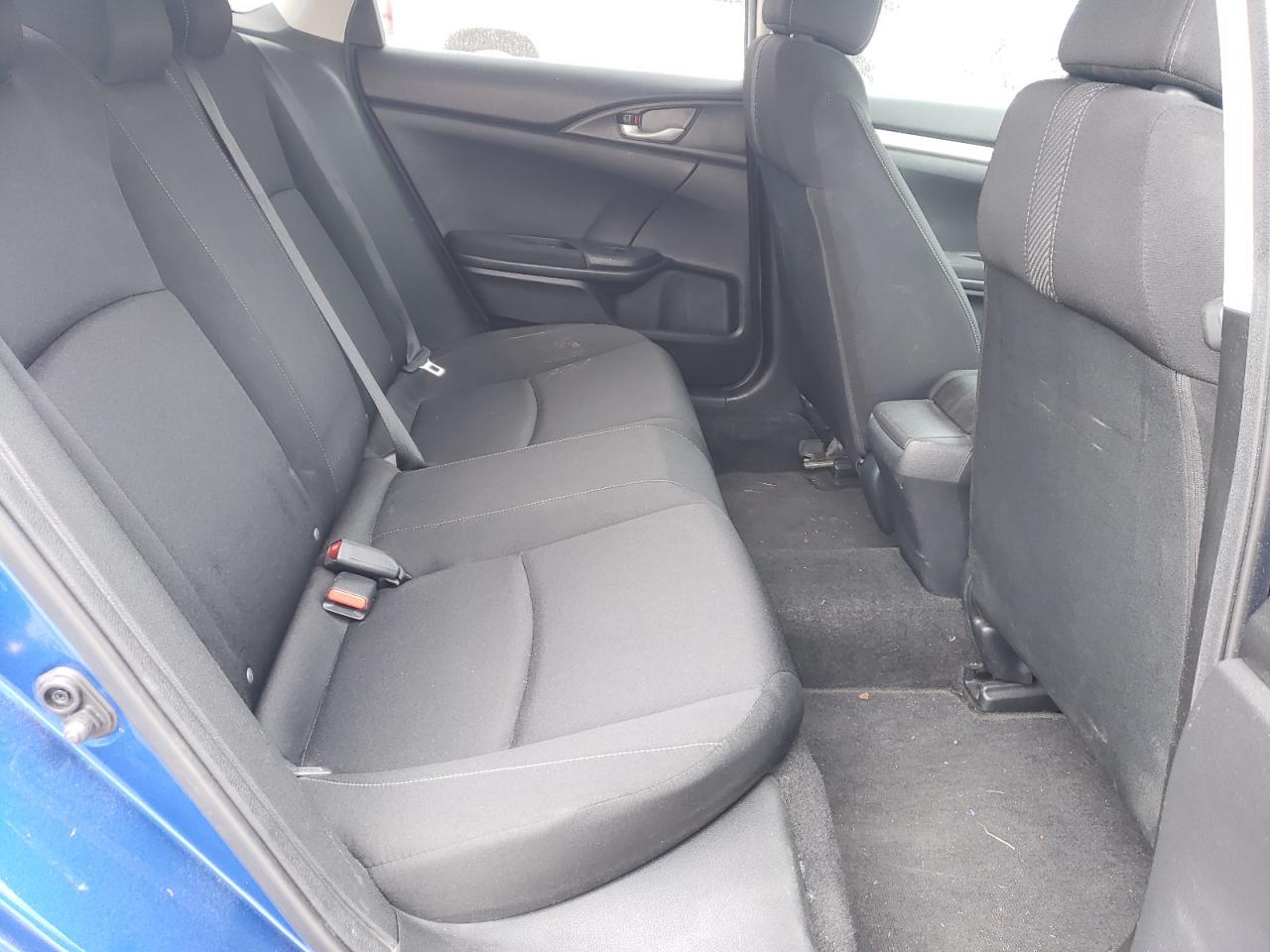 Photo 6 from auction – 2017 HONDA CIVIC LX with VIN 19XFC2F57HE035086