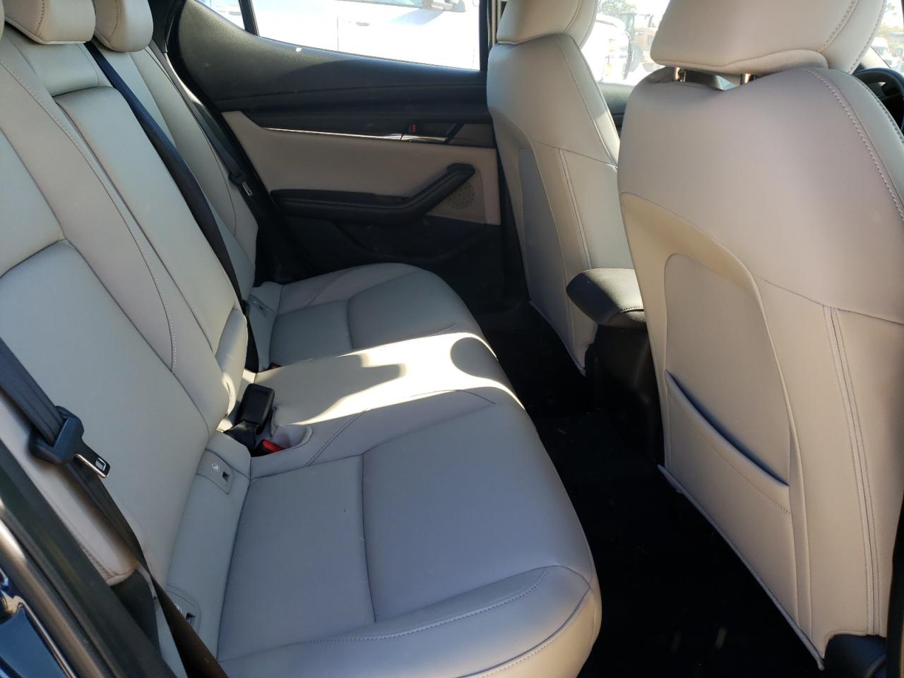 Photo 6 from auction – 2021 MAZDA 3 PREFERRE with VIN JM1BPALL3M1400778