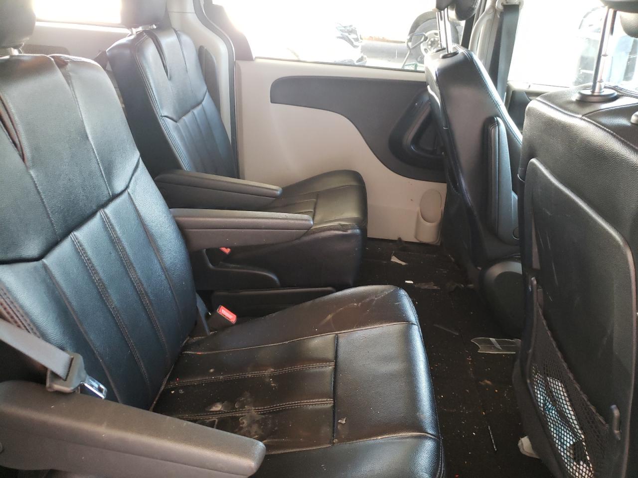 Photo 6 from auction – 2018 DODGE GRAND CARA with VIN 2C4RDGBG2JR138869