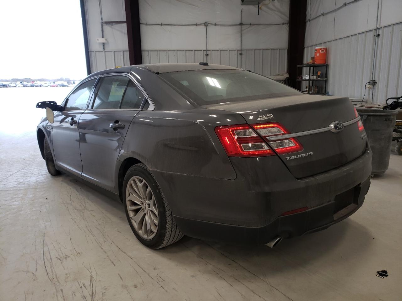 Photo 3 from auction – 2017 FORD TAURUS LIM with VIN 1FAHP2F86HG104587