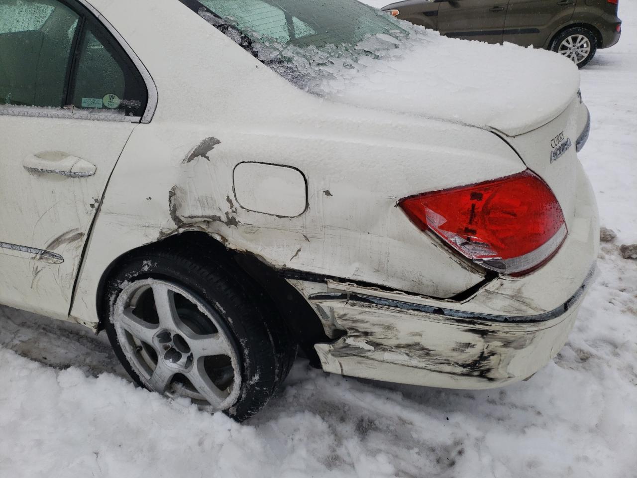Photo 9 from auction – 2006 ACURA RL with VIN JH4KB16576C009425