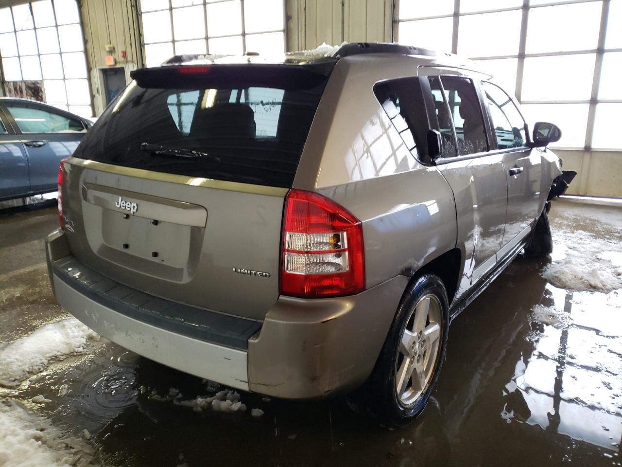 Photo 4 from auction – 2008 JEEP COMPASS LI with VIN 1J8FF57W88D636789