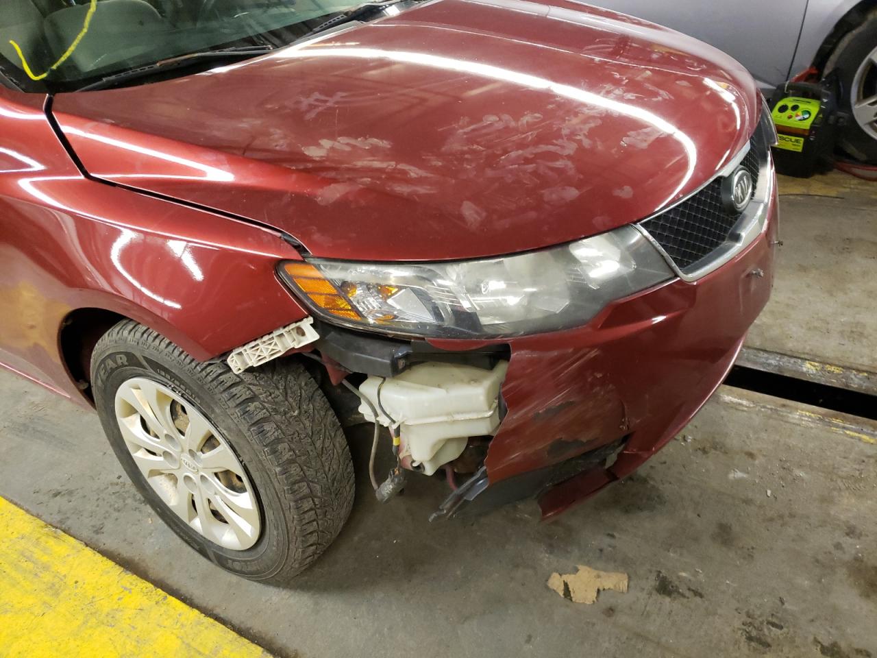 Photo 10 from auction – 2010 KIA FORTE EX with VIN KNAFU4A26A5100725