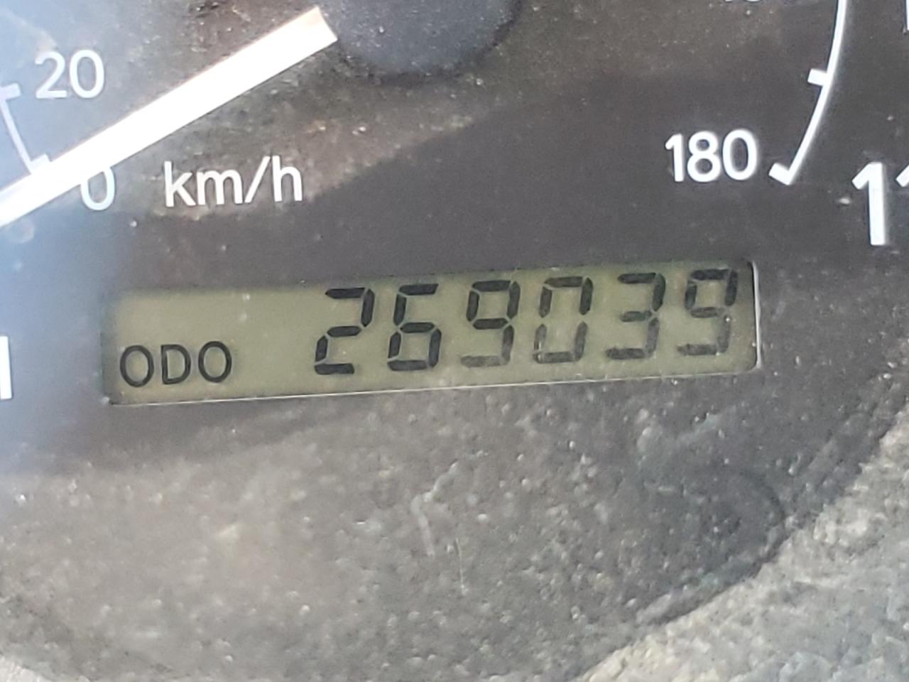 Photo 8 from auction – 1998 TOYOTA COROLLA VE with VIN 1NXBR12E4WZ138294