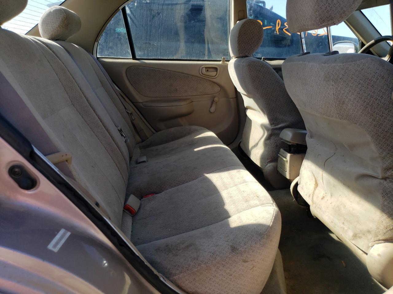 Photo 6 from auction – 1998 TOYOTA COROLLA VE with VIN 1NXBR12E4WZ138294