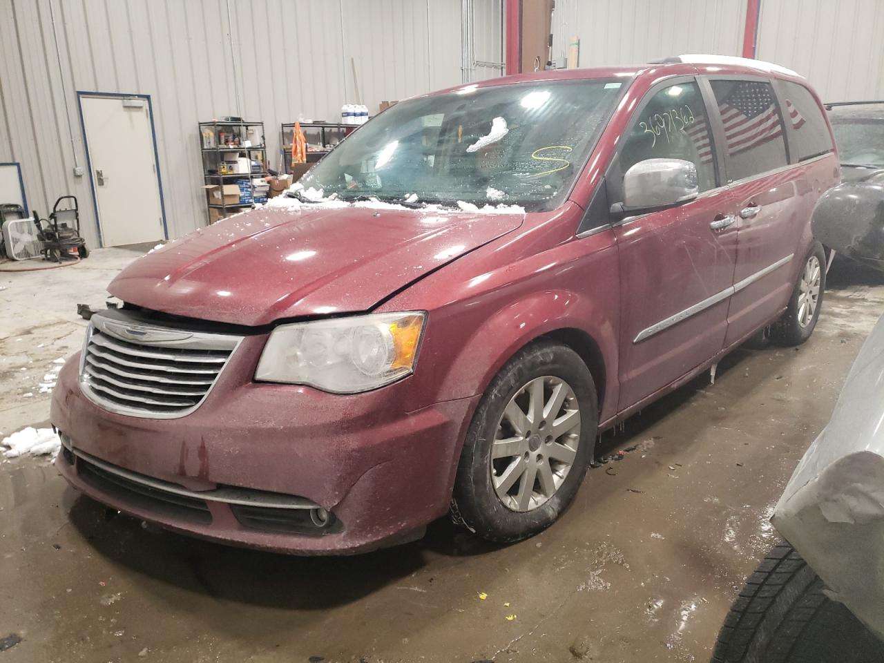 Photo 2 from auction – 2012 CHRYSLER TOWN & COU with VIN 2C4RC1CG8CR270102