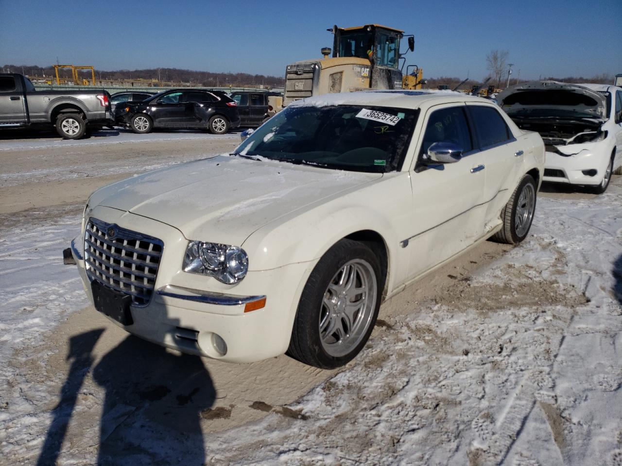 Photo 2 from auction – 2005 CHRYSLER 300C with VIN 2C3JA63H85H562502