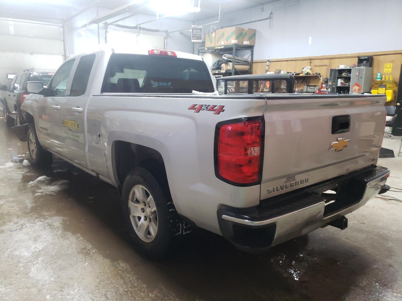 Photo 3 from auction – 2018 CHEVROLET SILVERADO with VIN 1GCVKRECXJZ330281
