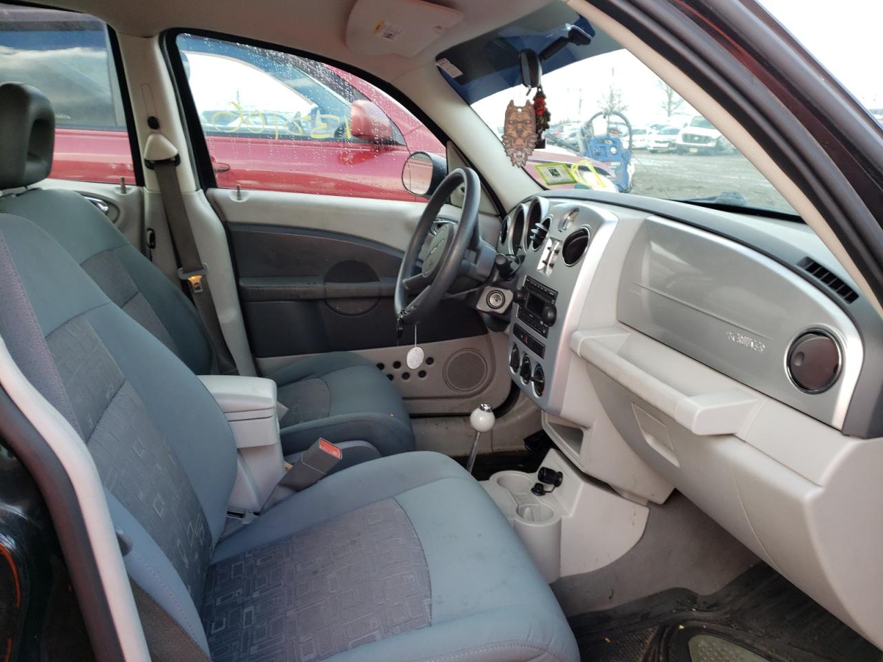 Photo 5 from auction – 2008 CHRYSLER PT CRUISER with VIN 3A8FY48BX8T148955