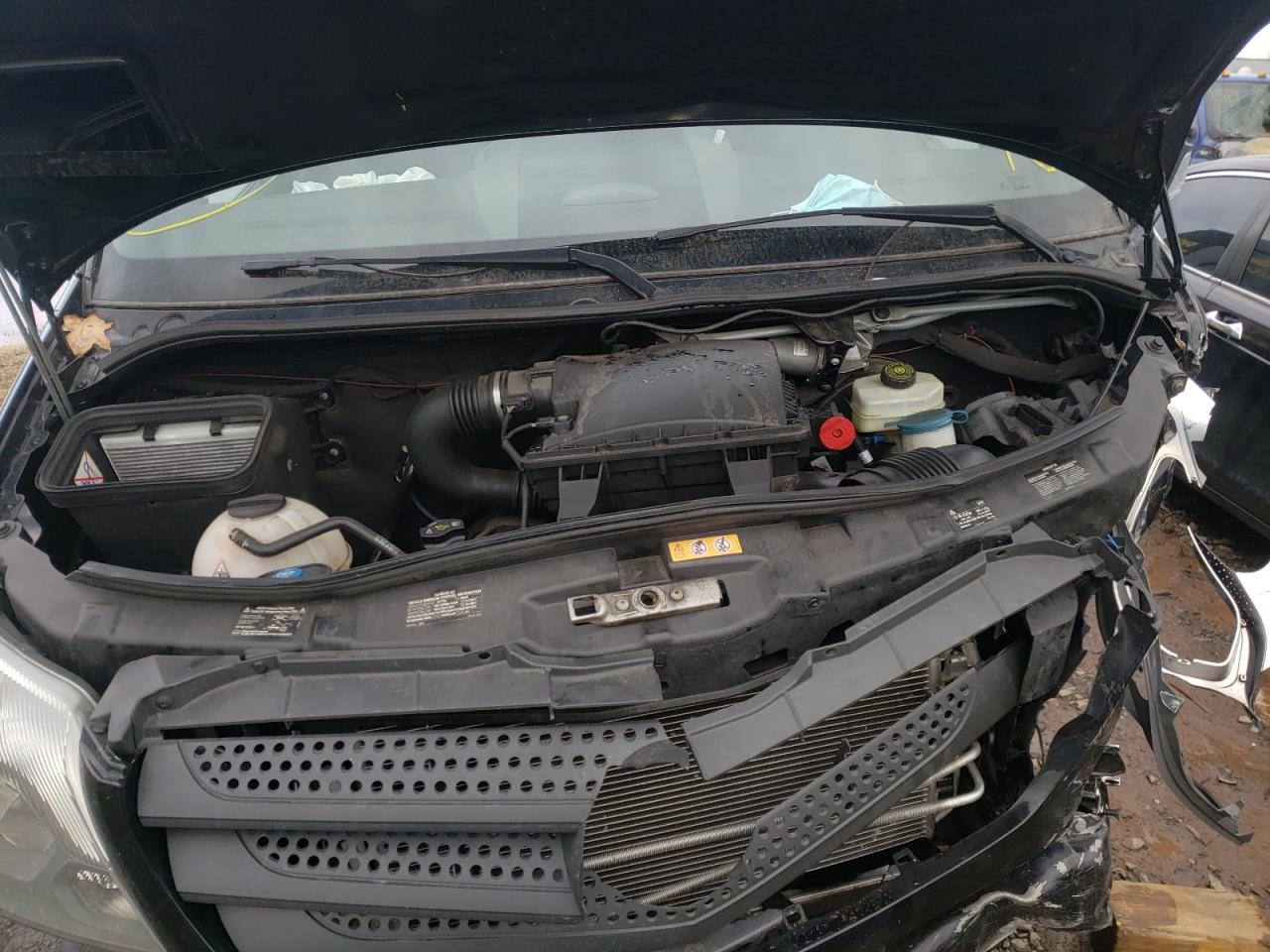 Photo 7 from auction – 2017 MERCEDES-BENZ SPRINTER 3 with VIN WD3PF1CD3HP550467