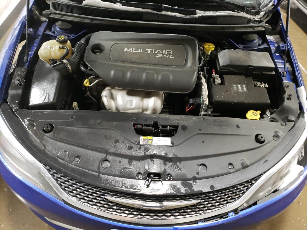 Photo 7 from auction – 2015 CHRYSLER 200 LIMITE with VIN 1C3CCCABXFN711193