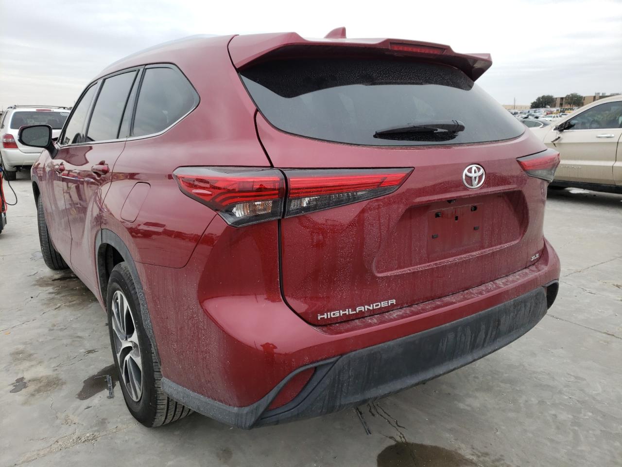Photo 3 from auction – 2020 TOYOTA HIGHLANDER with VIN 5TDGZRAH8LS512944