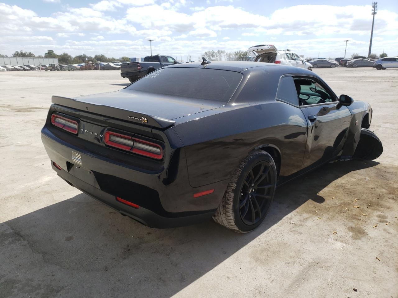 Photo 4 from auction – 2021 DODGE CHALLENGER with VIN 2C3CDZFJ4MH673577