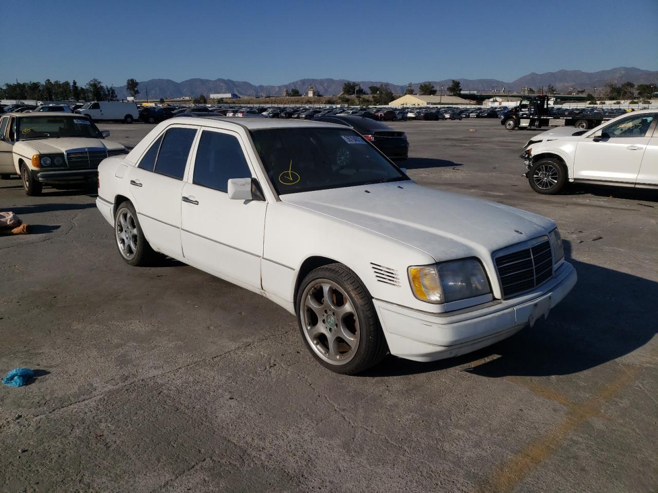 MERCEDES-BENZ E-CLASS 1995 with VIN WDBEB31E3SC080597 - Photo from auction